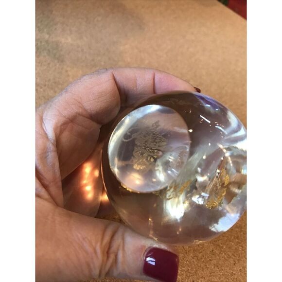 Patricia Faye Apple Paperweight Glass Clear Stem Leaf Gold Design Inside 3” - Picture 5 of 6
